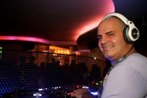 Ailton Areas: dessa vez o DJ agita o Halloween na vibe do flashback e pop dançante (Foto: Divulgação)