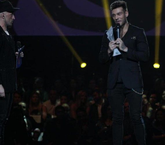 Lucas Lucco ganhou o prêmio de "Melhor cantor" em seu primeiro Prêmio Multishow (Foto: AgNews)