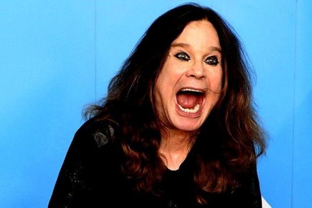 Ozzy Osbourne cheirou formigas e bebeu xixi