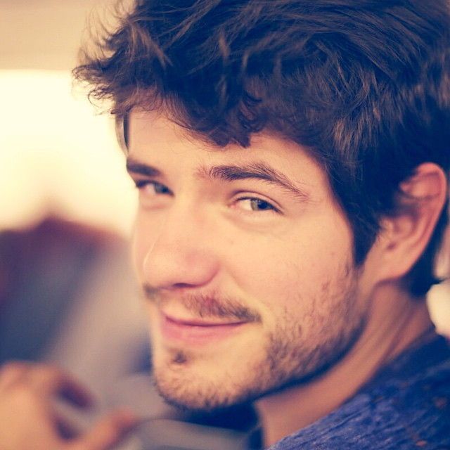 Destri passou por "Malhação", "Cordel Encantado", e agora enfrenta o mocinho protagonista (Foto: Reprodução Instagram)